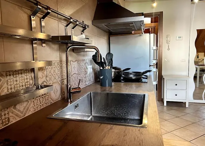 Attico Accogliente E Moderno Como